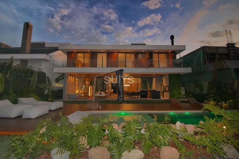 Incrível mansão no condomínio Bosques de Atlântida: 4ª foto da galeria de imagens do imóvel