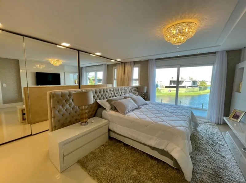 Mansão de Alto Padrão no Condomínio Enseada em Xangri-Lá: 30ª foto da galeria de imagens do imóvel