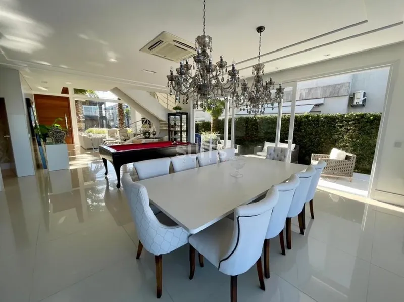 Mansão de Alto Padrão no Condomínio Enseada em Xangri-Lá: 18ª foto da galeria de imagens do imóvel