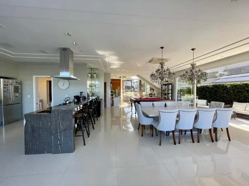 Mansão de Alto Padrão no Condomínio Enseada em Xangri-Lá: 19ª foto da galeria de imagens do imóvel