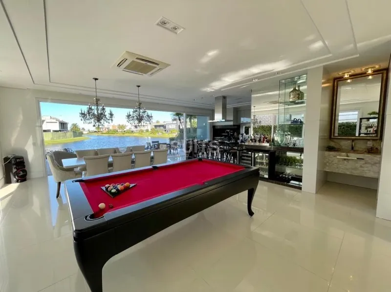 Mansão de Alto Padrão no Condomínio Enseada em Xangri-Lá: 12ª foto da galeria de imagens do imóvel