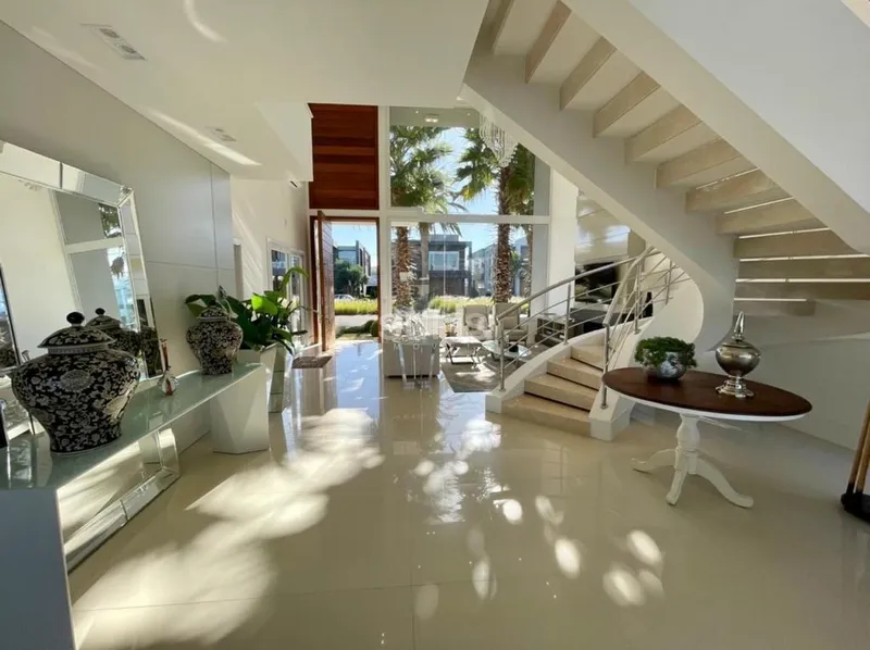 Mansão de Alto Padrão no Condomínio Enseada em Xangri-Lá: 14ª foto da galeria de imagens do imóvel