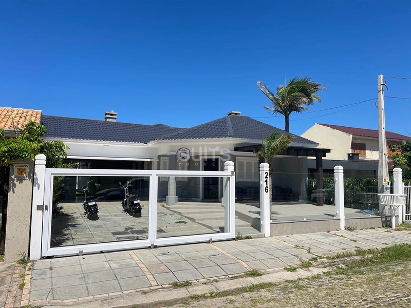 Excelente Casa Térrea no Centro de Xangri-Lá: 5ª foto da galeria de imagens do imóvel