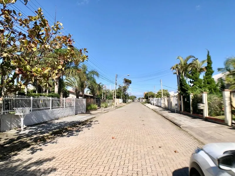 Excelente casa com localização privilegiada no Centro de Xangri-Lá: 5ª foto da galeria de imagens do imóvel