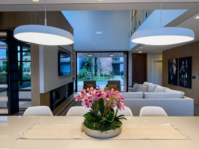 Mansão beira lago no condomínio Malibu!: 13ª foto da galeria de imagens do imóvel