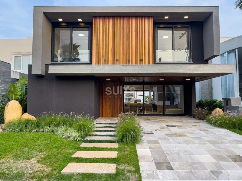 Mansão beira lago no condomínio Malibu!: 1ª foto da galeria de imagens do imóvel