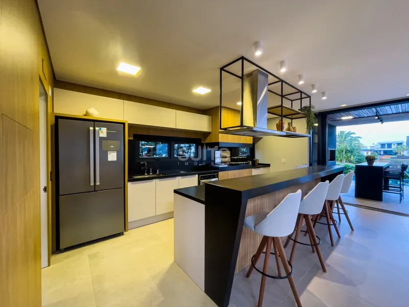 Mansão beira lago no condomínio Malibu!: 17ª foto da galeria de imagens do imóvel