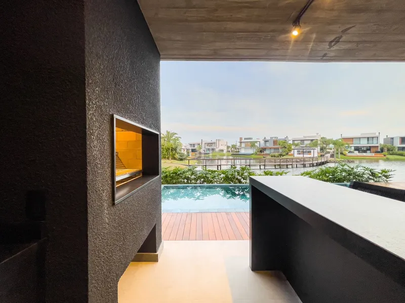 Mansão beira lago no condomínio Malibu!: 50ª foto da galeria de imagens do imóvel