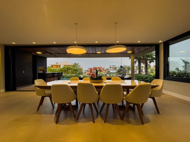 Mansão beira lago no condomínio Malibu!: 9ª foto da galeria de imagens do imóvel