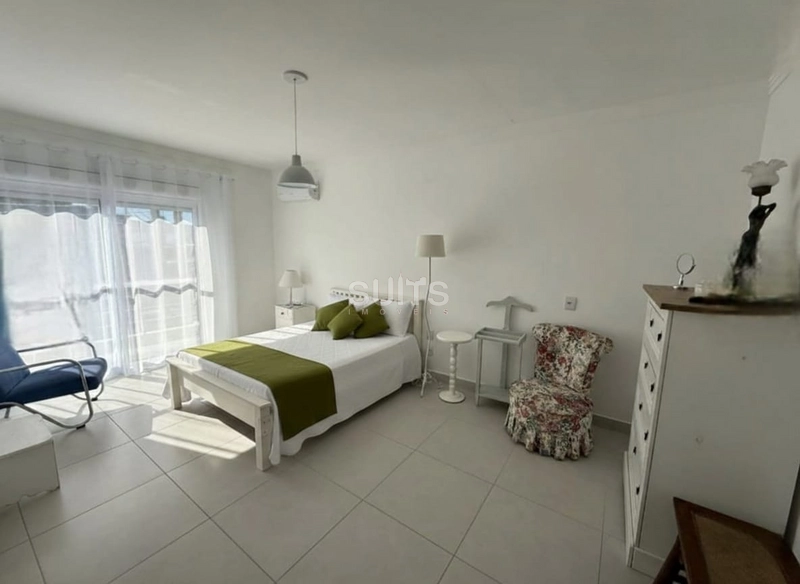 Belíssima residência no condomínio Las Palmas: 14ª foto da galeria de imagens do imóvel