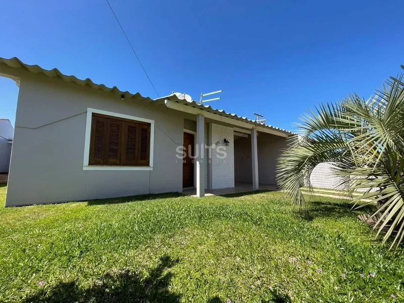 Excelente casa térrea em Atlântida Sul: 3ª foto da galeria de imagens do imóvel