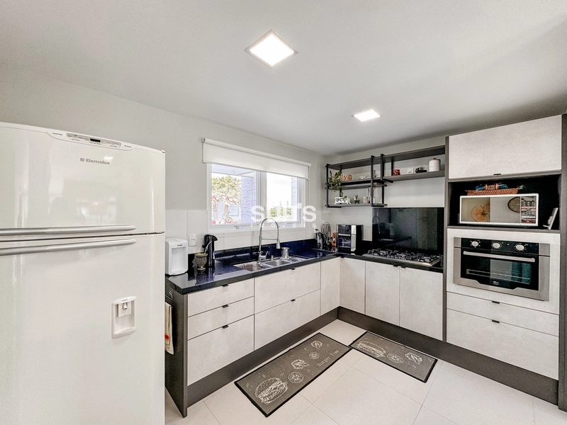 Excelente casa beira lago no Condomínio Páteo Marbella: 2ª foto da galeria de imagens do imóvel