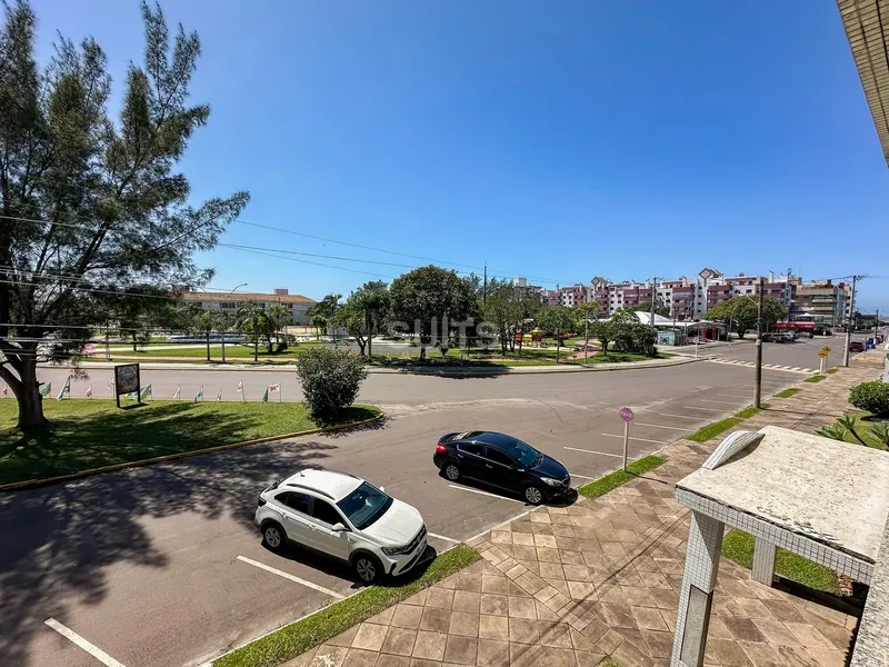 Apartamento no Centro da Praia de Atlântida: 2ª foto da galeria de imagens do imóvel