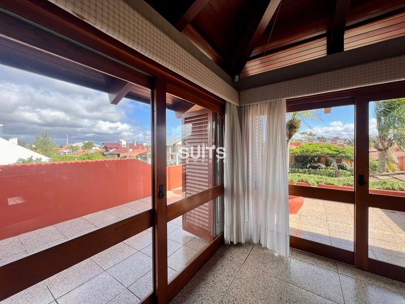 Lindíssimo sobrado na região do Caburé em Atlântida: 14ª foto da galeria de imagens do imóvel