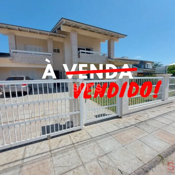 Sobrado à 01 quadra do mar na praia de Atlântida: 1ª foto da galeria de imagens do imóvel