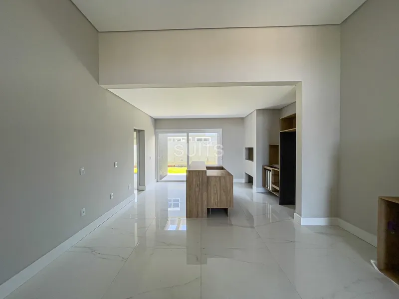 Linda casa com vista para o lago no condomínio Las Palmas: 6ª foto da galeria de imagens do imóvel