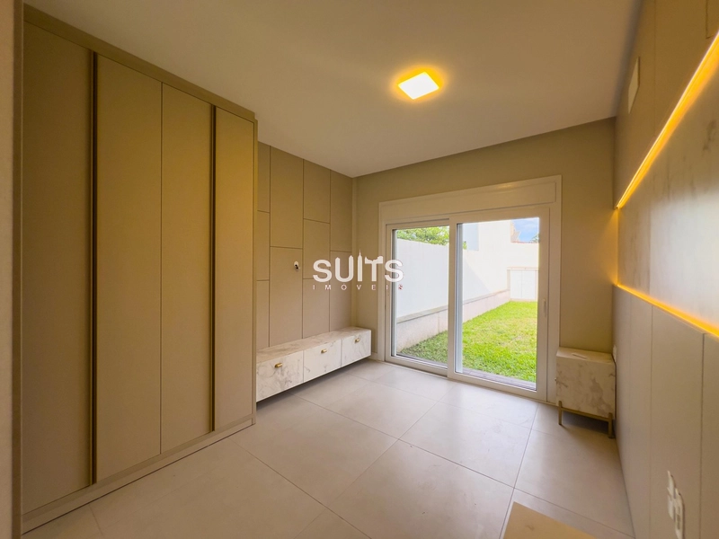 Excelente casa em região nobre e próxima ao mar na praia de Atlântida: 26ª foto da galeria de imagens do imóvel