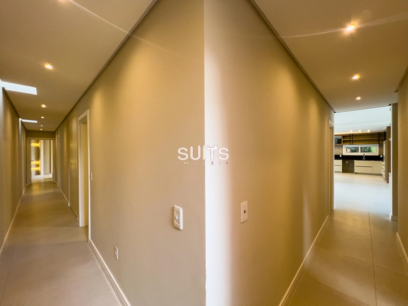 Excelente casa em região nobre e próxima ao mar na praia de Atlântida: 18ª foto da galeria de imagens do imóvel