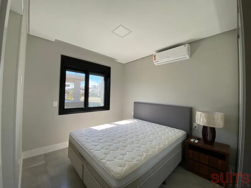 Espetacular sobrado beira-lago no Condomínio Sea Coast: 13ª foto da galeria de imagens do imóvel