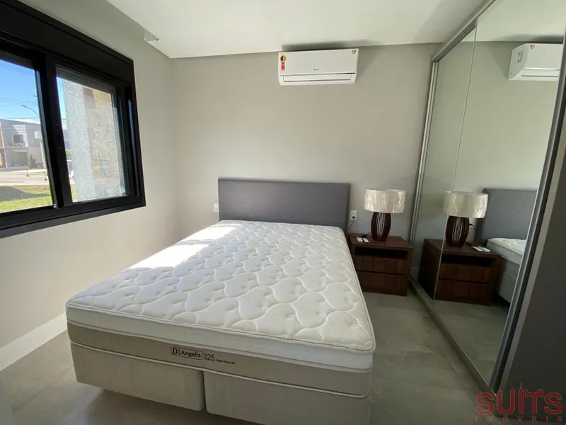 Espetacular sobrado beira-lago no Condomínio Sea Coast: 16ª foto da galeria de imagens do imóvel