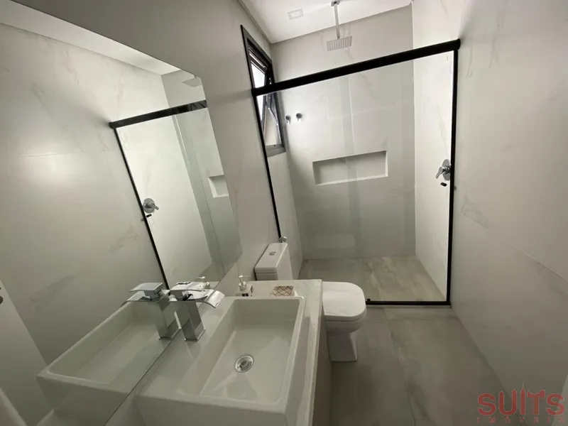 Espetacular sobrado beira-lago no Condomínio Sea Coast: 19ª foto da galeria de imagens do imóvel