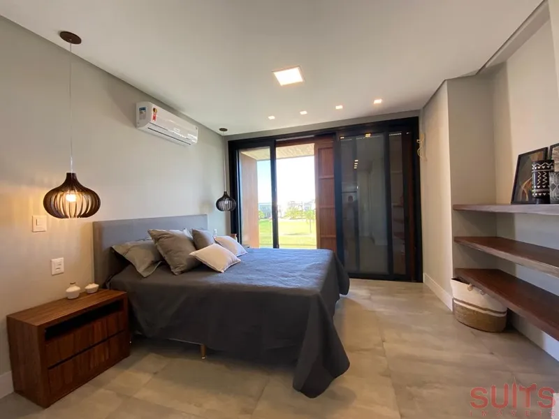 Espetacular sobrado beira-lago no Condomínio Sea Coast: 23ª foto da galeria de imagens do imóvel