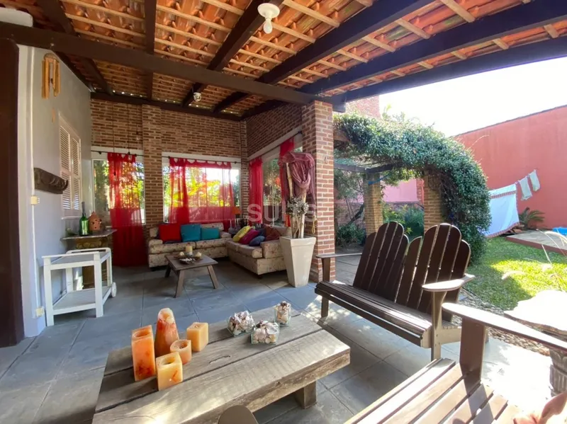 Linda casa em localização com muita privacidade em Atlântida: 14ª foto da galeria de imagens do imóvel