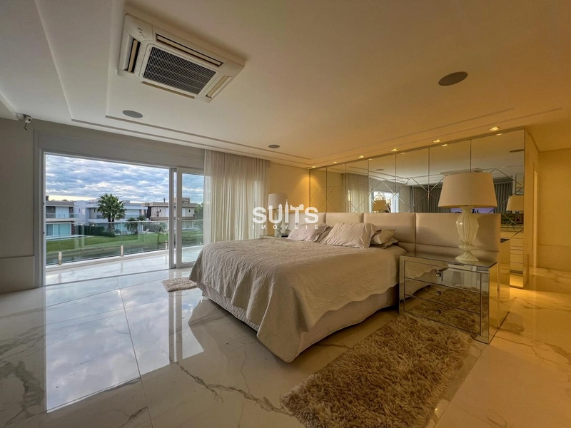 Incrível mansão beira lago no condomínio Enseada: 65ª foto da galeria de imagens do imóvel