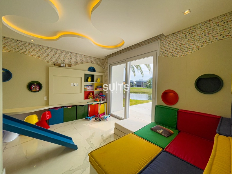 Incrível mansão beira lago no condomínio Enseada: 51ª foto da galeria de imagens do imóvel