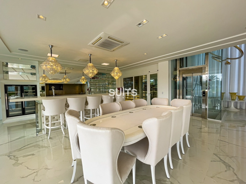 Incrível mansão beira lago no condomínio Enseada: 15ª foto da galeria de imagens do imóvel