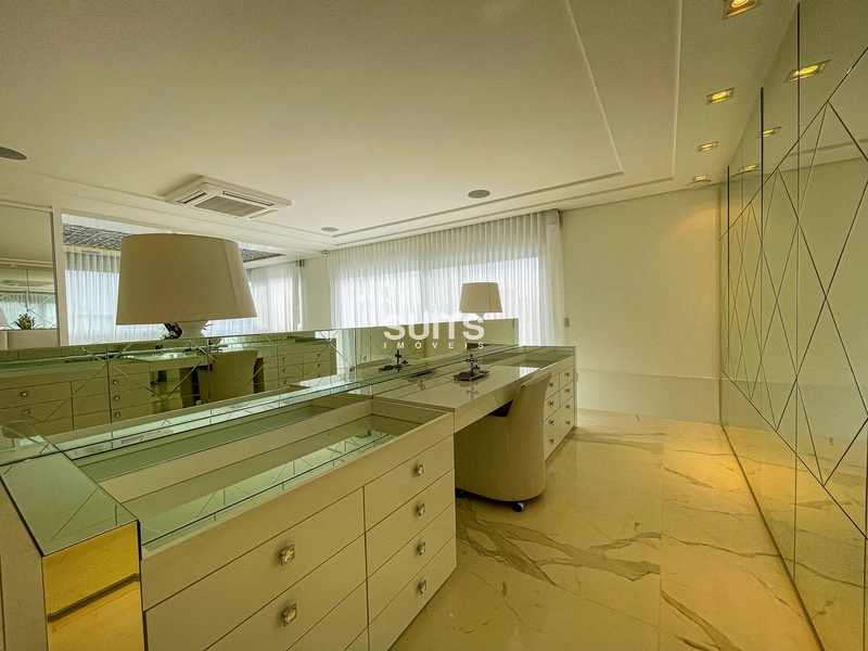 Incrível mansão beira lago no condomínio Enseada: 36ª foto da galeria de imagens do imóvel