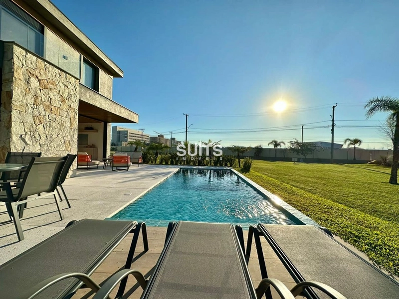 Belíssima mansão á venda no condomínio enseada: 26ª foto da galeria de imagens do imóvel