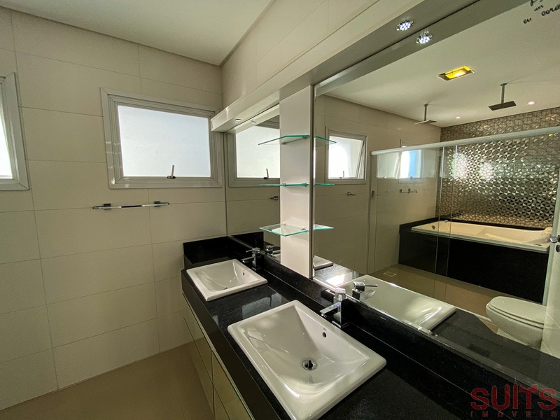 Incrível sobrado no condomínio Condado de Capão: 14ª foto da galeria de imagens do imóvel