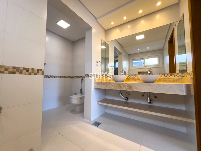 Excelente sobrado beira lago no Condomínio Enseada: 31ª foto da galeria de imagens do imóvel