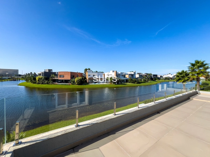 Excelente sobrado beira lago no Condomínio Enseada: 27ª foto da galeria de imagens do imóvel