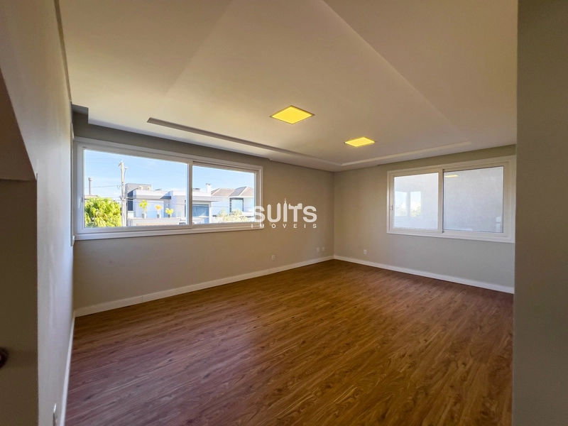 Excelente sobrado beira lago no Condomínio Enseada: 22ª foto da galeria de imagens do imóvel