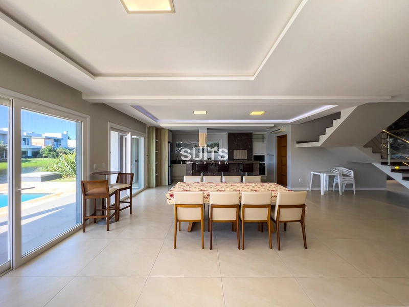 Excelente sobrado beira lago no Condomínio Enseada: 10ª foto da galeria de imagens do imóvel