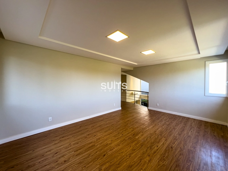 Excelente sobrado beira lago no Condomínio Enseada: 23ª foto da galeria de imagens do imóvel