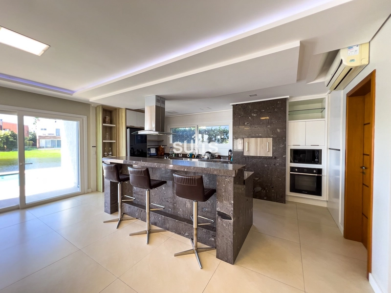 Excelente sobrado beira lago no Condomínio Enseada: 11ª foto da galeria de imagens do imóvel