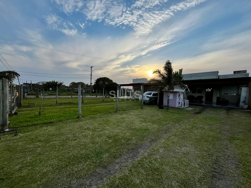 Excelente casa geminada à venda no Remanso : 2ª foto da galeria de imagens do imóvel