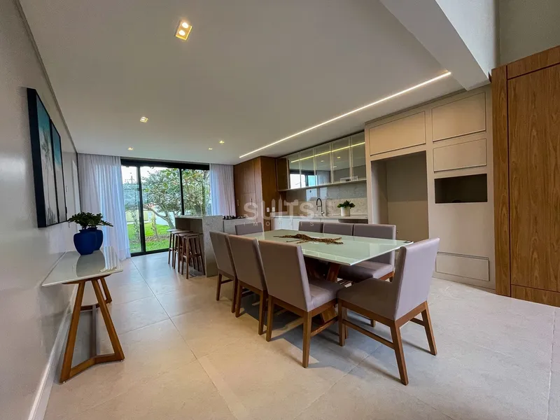 Excelente Casa em Condominio no Centro de Xangri-Lá: 4ª foto da galeria de imagens do imóvel