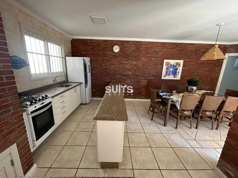 Excelente casa à venda no Centro: 10ª foto da galeria de imagens do imóvel