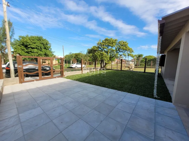 Excelente casa em Atlântida Sul: 6ª foto da galeria de imagens do imóvel