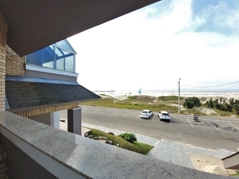 Excelente sobrado na beira mar da praia de Atlântida: 14ª foto da galeria de imagens do imóvel