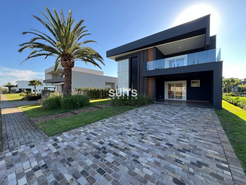 Excelente sobrado à venda no condomínio Capão Ilhas: 1ª foto da galeria de imagens do imóvel