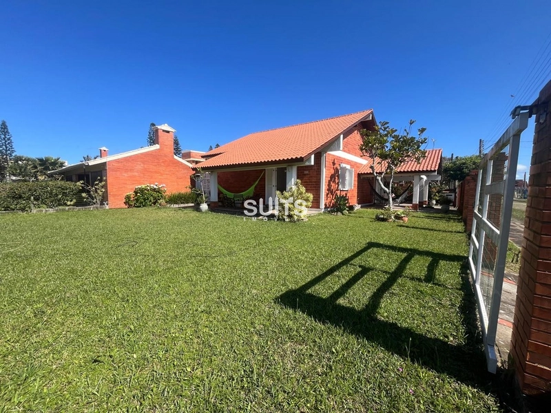 Sobrado pertinho do mar na praia do Arpoador em Xangri-Lá: 2ª foto da galeria de imagens do imóvel