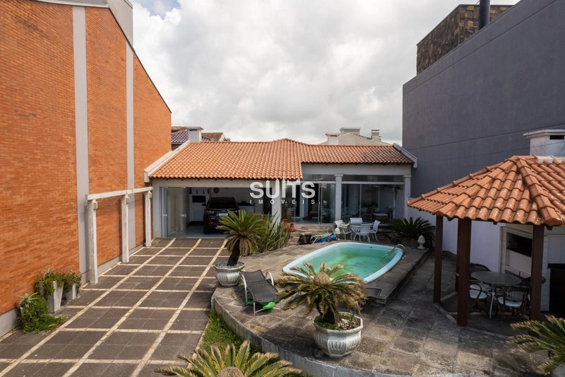 Casa térrea a beira mar no Centro de Xangri-Lá: 2ª foto da galeria de imagens do imóvel