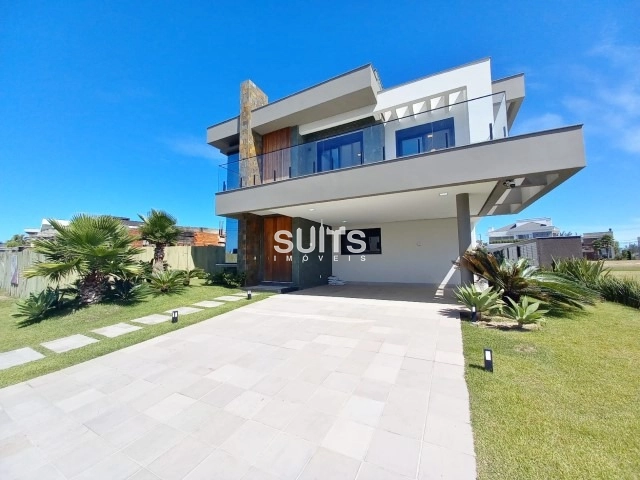 Linda sobrado beira lago em construção no condomínio Celebration: 2ª foto da galeria de imagens do imóvel