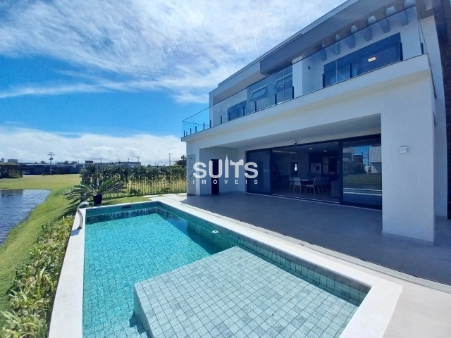 Linda sobrado beira lago em construção no condomínio Celebration: 39ª foto da galeria de imagens do imóvel