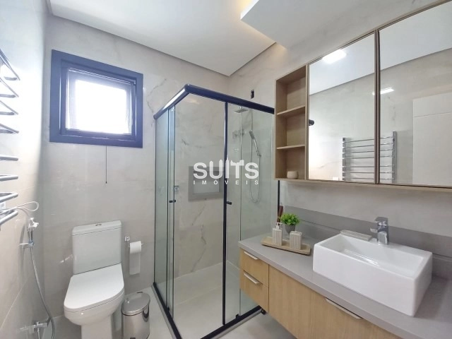 Linda sobrado beira lago em construção no condomínio Celebration: 20ª foto da galeria de imagens do imóvel